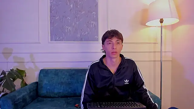 Snapshot of AlessandroDybala chatting on 29, 10, 2025 AlessandroDybala online show from 29, 10, 2025