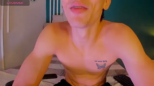 Snapshot of AlessandroDybala chatting on 11, 11, 2025 AlessandroDybala online show from 11, 11, 2025