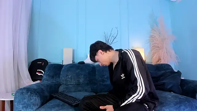 Snapshot of AlessandroDybala chatting on 16, 11, 2025 AlessandroDybala online show from 16, 11, 2025