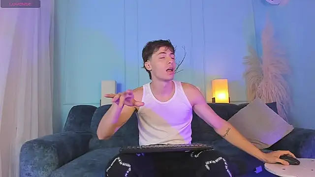 Snapshot of AlessandroDybala chatting on 29, 11, 2025 AlessandroDybala online show from 29, 11, 2025