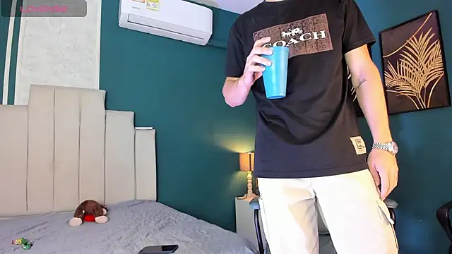 Snapshot of AlessandroDybala chatting on 2, 12, 2025 AlessandroDybala online show from 2, 12, 2025