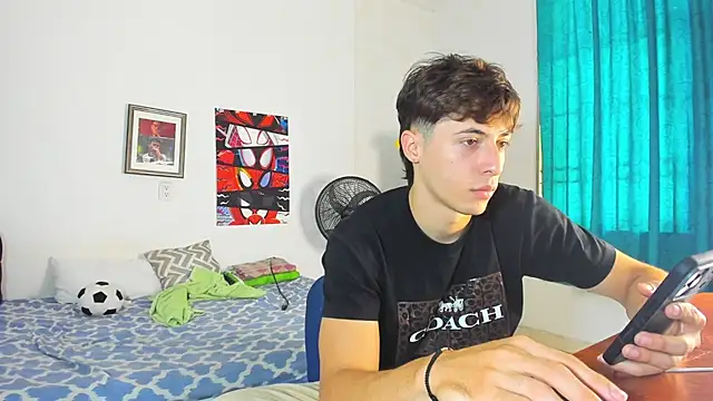 Snapshot of AlessandroDybala chatting on 11, 6, 2026 AlessandroDybala online show from 11, 6, 2026