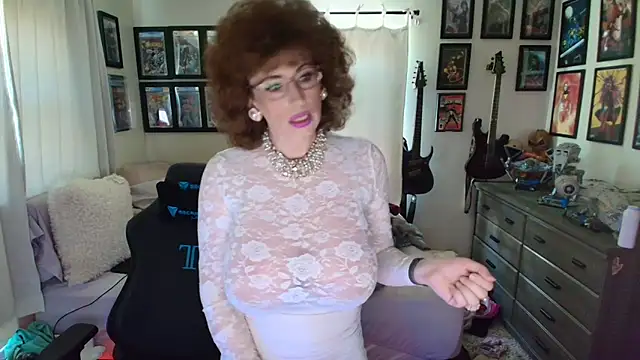 TSCassandraLove online show from 6, 3, 2026