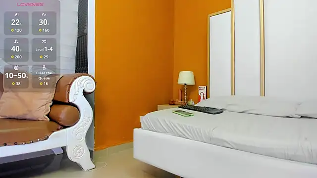 Snapshot of FOXYRIVER_ chatting on 6, 1, 2026 FOXYRIVER online show from 6, 1, 2026