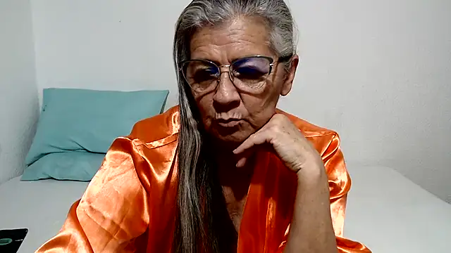 Snapshot of candy_mature_ chatting on 2, 7, 2026 candy mature online show from 2, 7, 2026