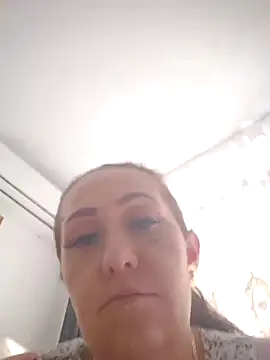 AvaLloyd online show from 7, 3, 2025