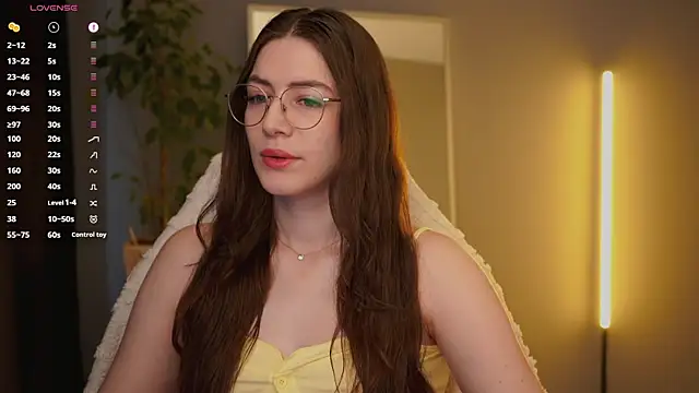 Ester Hill online show from 7, 4, 2026