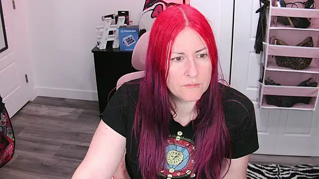 Snapshot of gennyrock chatting on 20, 5, 2026 gennyrock online show from 20, 5, 2026