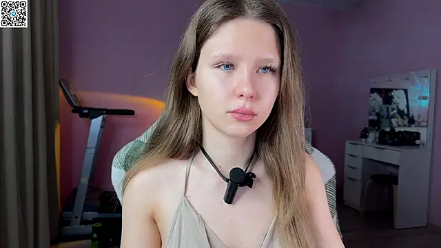 Snapshot of Ameliia_castro chatting on 20, 11, 2025 Ameliia castro online show from 20, 11, 2025