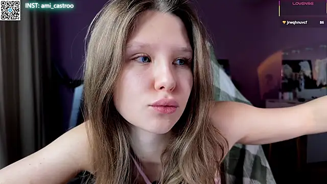 Snapshot of Ameliia_castro chatting on 4, 12, 2025 Ameliia castro online show from 4, 12, 2025