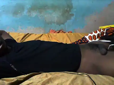 Snapshot of little__joy chatting on 21, 2, 2025 little joy online show from 21, 2, 2025