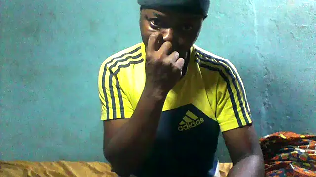 Snapshot of little__joy chatting on 15, 4, 2026 little joy online show from 15, 4, 2026