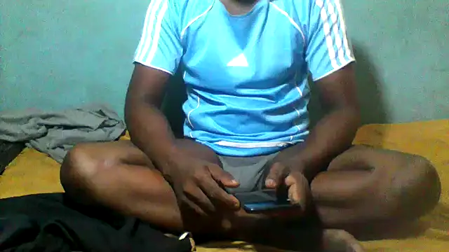 Snapshot of little__joy chatting on 10, 5, 2026 little joy online show from 10, 5, 2026