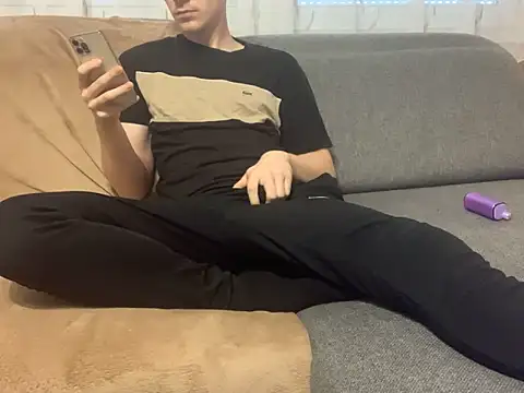 Honeeymaster online show from 17, 3, 2026