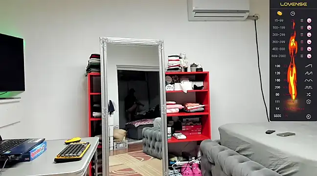 Snapshot of supermanboy94 chatting on 3, 2, 2025 supermanboy94 online show from 3, 2, 2025