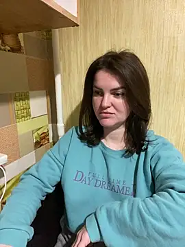 Karolina llove online show from 8, 2, 2025