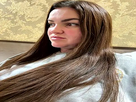 Karolina llove online show from 25, 11, 2025