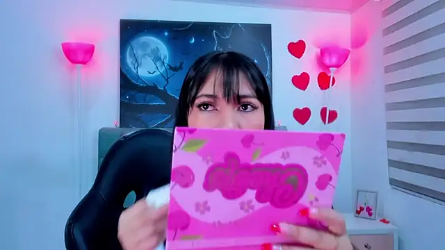 lina bedoya  online show from 20, 2, 2025