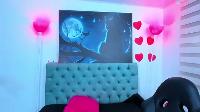 lina bedoya  online show from 14, 3, 2025