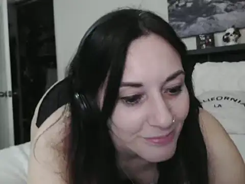 CrystalLakeXO online show from 6, 2, 2025