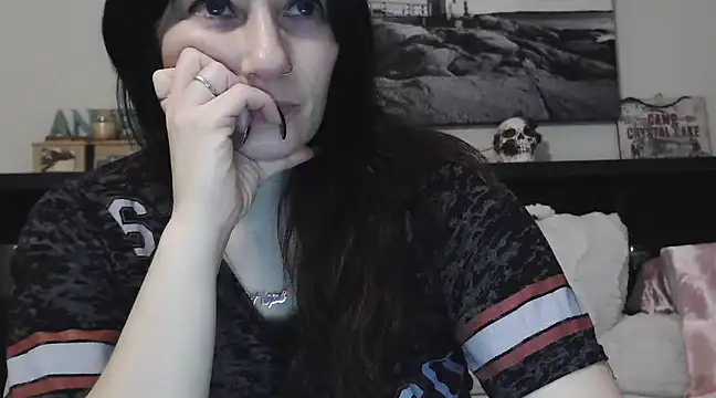 CrystalLakeXO online show from 19, 3, 2025