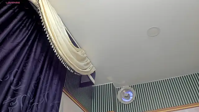 Lesly sexy4u online show from 11, 12, 2024