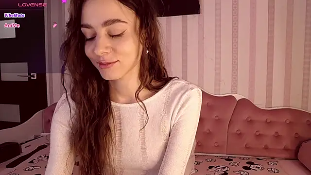 Snapshot of AliceNikke chatting on 15, 12, 2024 AliceNikke online show from 15, 12, 2024