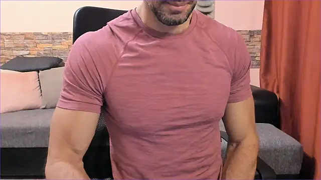 HotHunkTrainer online show from 18, 9, 2025