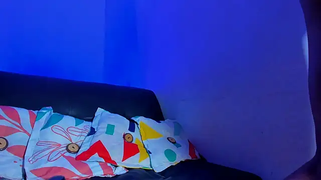 Snapshot of emperatrizhotwolf chatting on 25, 2, 2025 emperatrizhotwolf online show from 25, 2, 2025