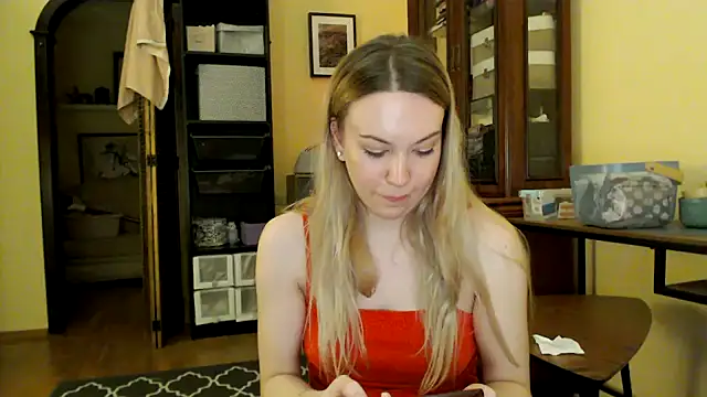 Scarlettford online show from 18, 1, 2025