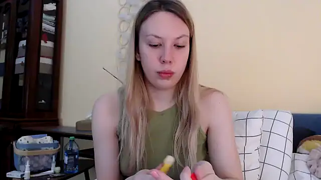 Scarlettford online show from 20, 2, 2025