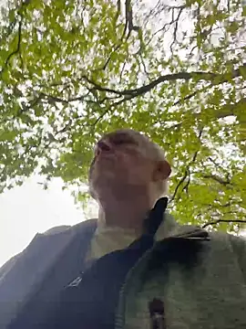 Snapshot of martxxxxx chatting on 5, 5, 2026 martxxxxx online show from 5, 5, 2026
