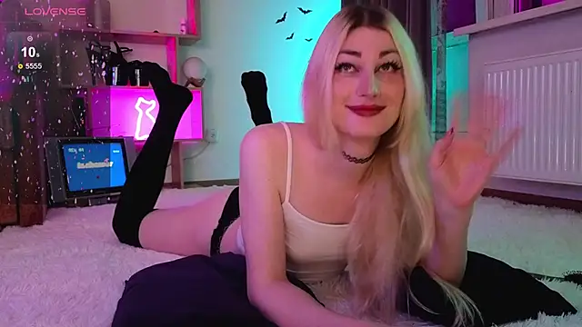 Snapshot of Inchcaser_ chatting on 25, 10, 2025 Inchcaser online show from 25, 10, 2025