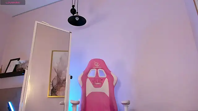 Quiet Kathy1 online show from 6, 1, 2025