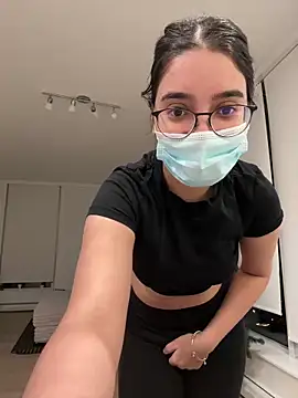 jAsMinE678 online show from 22, 1, 2025