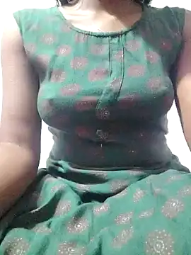 Snapshot of rituporna2004 chatting on 11, 1, 2025 rituporna2004 online show from 11, 1, 2025