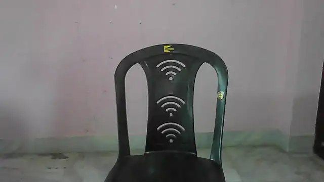 Snapshot of my-laila chatting on 4, 10, 2025 my-laila online show from 4, 10, 2025