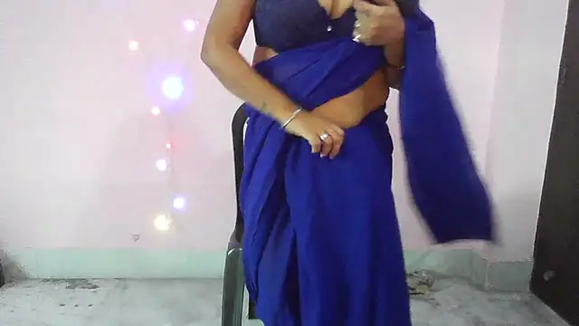 Snapshot of my-laila chatting on 23, 11, 2025 my-laila online show from 23, 11, 2025