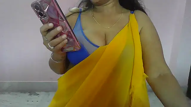 Snapshot of my-laila chatting on 15, 12, 2025 my-laila online show from 15, 12, 2025