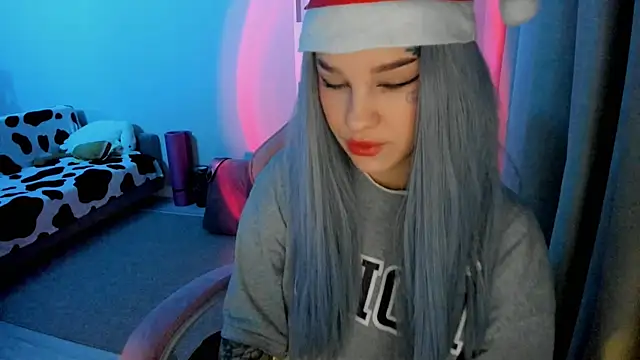 Snapshot of Ledy_WWWII chatting on 8, 12, 2024 Ledy WWWII online show from 8, 12, 2024