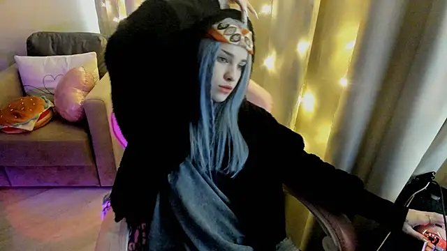 Snapshot of Ledy_WWWII chatting on 13, 1, 2025 Ledy WWWII online show from 13, 1, 2025