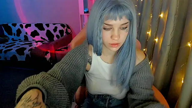 Snapshot of Ledy_WWWII chatting on 18, 1, 2025 Ledy WWWII online show from 18, 1, 2025