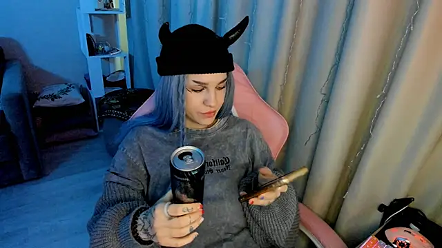 Snapshot of Ledy_WWWII chatting on 22, 1, 2025 Ledy WWWII online show from 22, 1, 2025