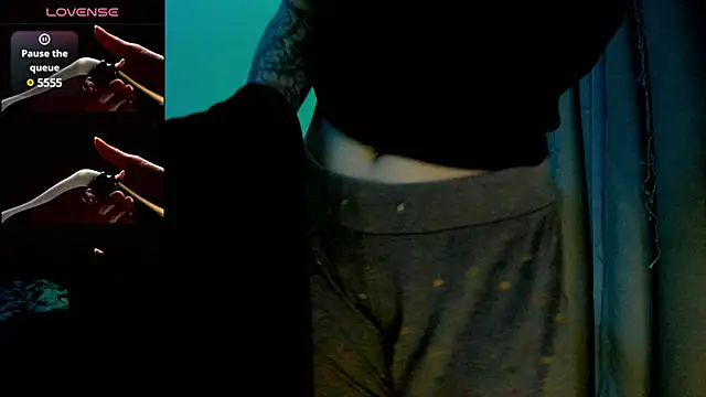 Snapshot of Ledy_WWWII chatting on 26, 2, 2025 Ledy WWWII online show from 26, 2, 2025