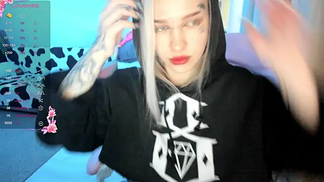 Snapshot of Ledy_WWWII chatting on 19, 3, 2025 Ledy WWWII online show from 19, 3, 2025