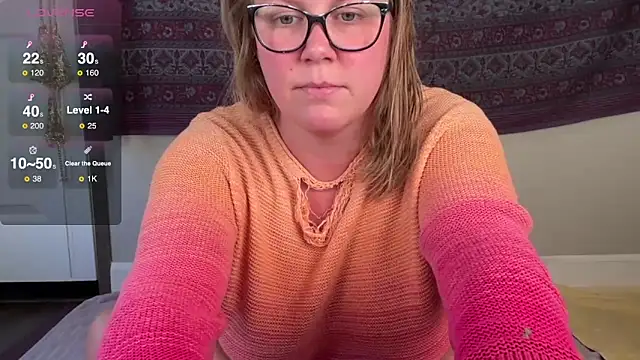 GlitterKitty108 online show from 4, 10, 2025