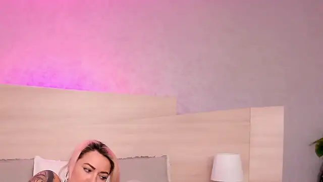 Snapshot of FoxxyClarise chatting on 30, 1, 2025 FoxxyClarise online show from 30, 1, 2025