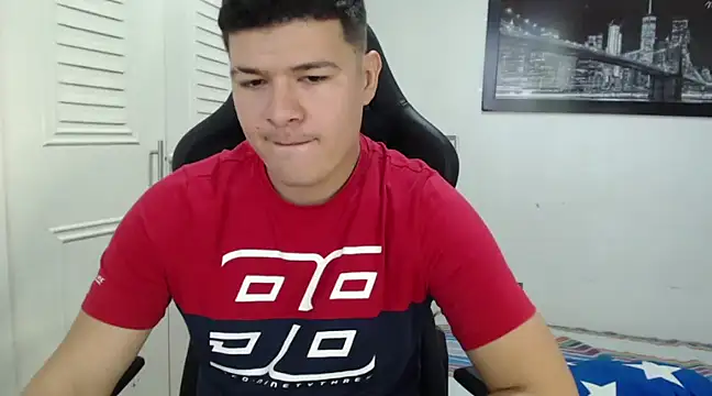 Snapshot of Plug_Control chatting on 3, 12, 2024 Plug Control online show from 3, 12, 2024