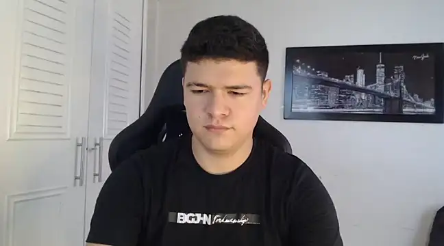 Snapshot of Plug_Control chatting on 9, 12, 2024 Plug Control online show from 9, 12, 2024