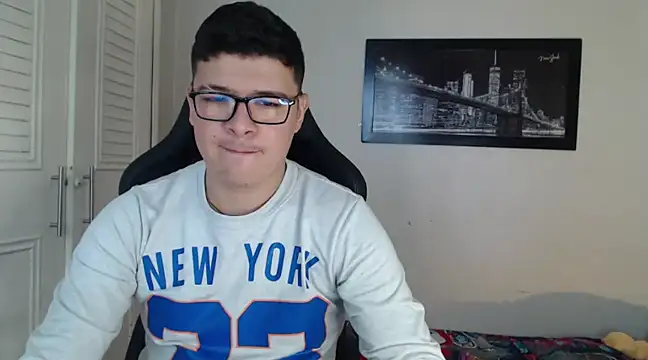 Snapshot of Plug_Control chatting on 26, 12, 2024 Plug Control online show from 26, 12, 2024